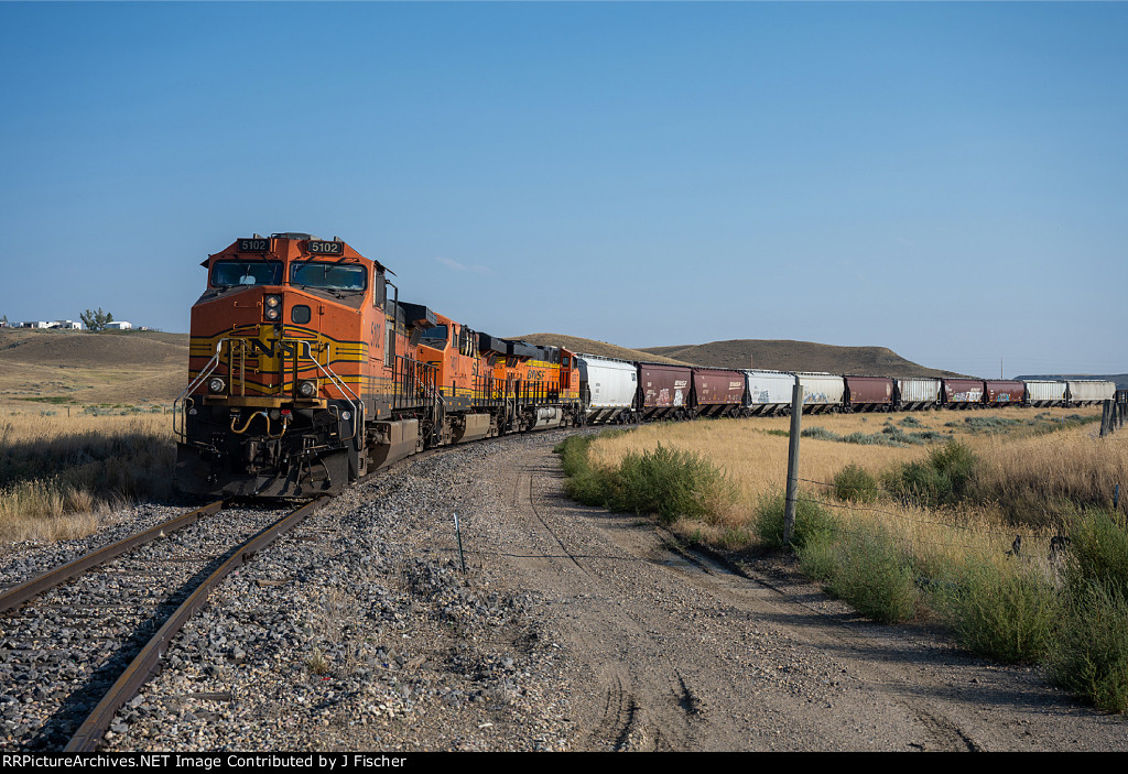 BNSF 5102